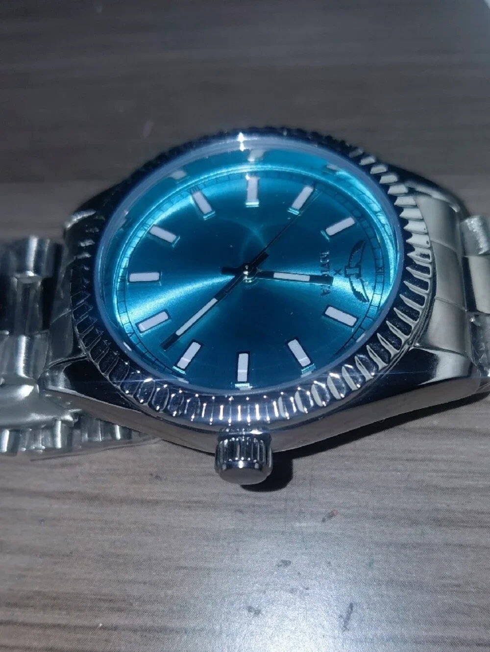 Invicta Men’s Silver With Tiffany Blue Dial! Quartz Brand New In Box!